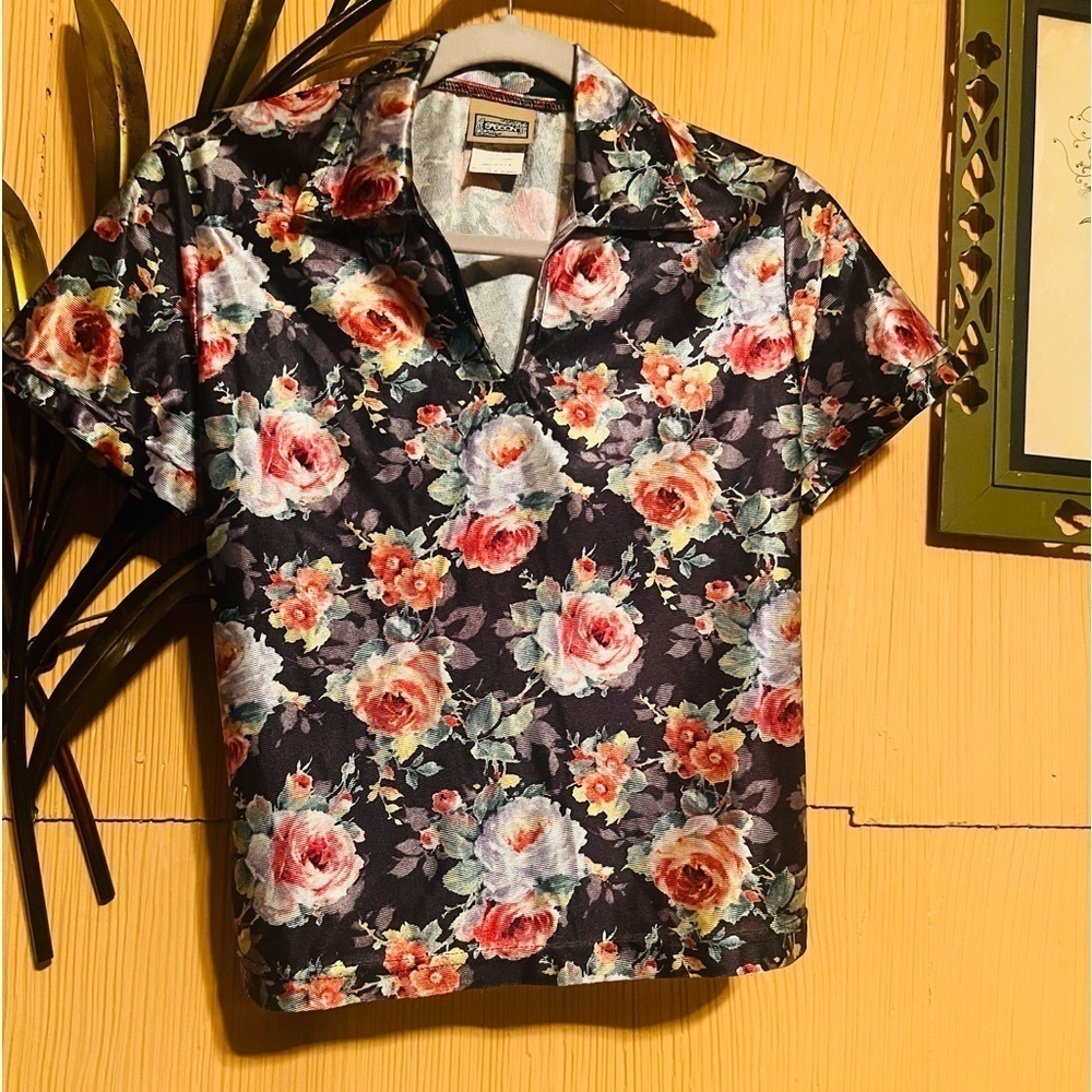 Vintage Sasson Black Floral Polyester V Neck Top Size Medium